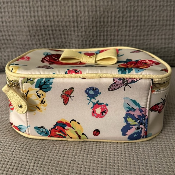 Betsey Johnson Cosmetic Bag - Picture 6 of 6